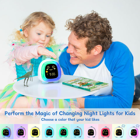 ANALOI sleep-train clock uses friendly indicators to guide routines.