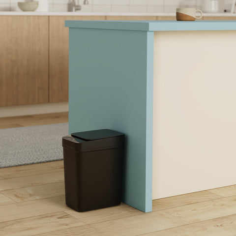Anborry trash can sensor activation demonstrates hands-free disposal.