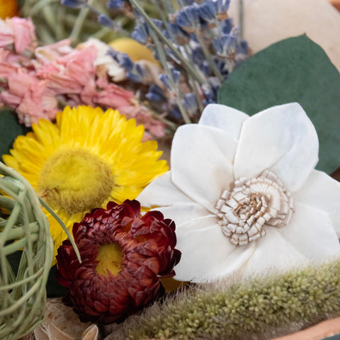 ANDALUCA decorative flower mix suitable for bowls or vases