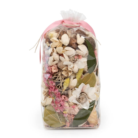 ANDALUCA citron jasmine soft woods notes create a fresh ambiance.