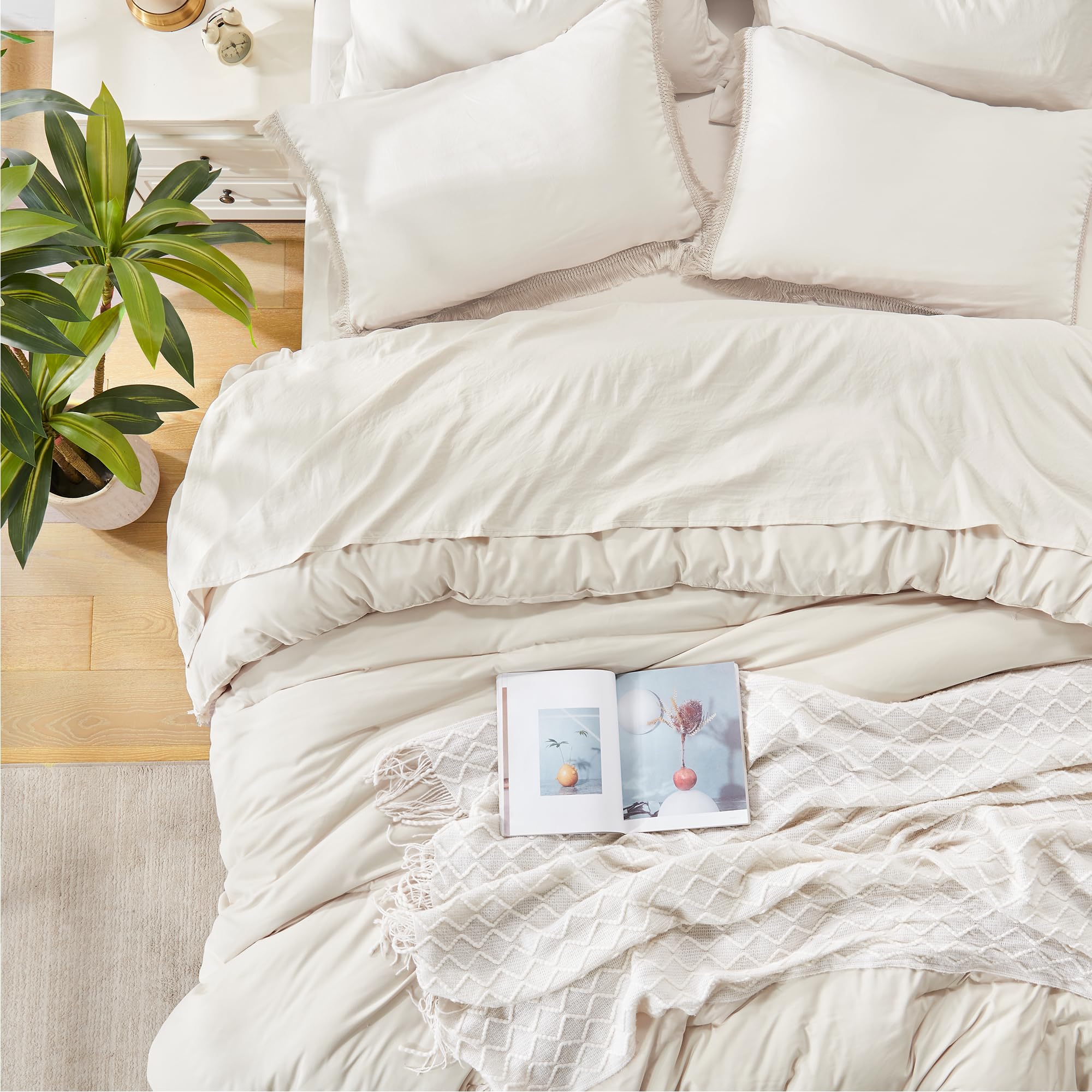 Andency cloud-like comforter fluff closeup demonstrates lightweight warmth for year-round use