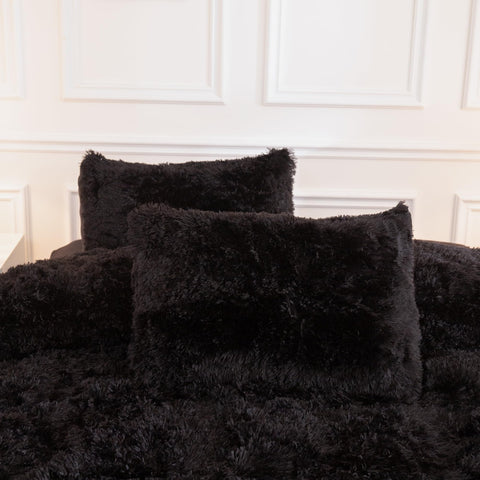 Andency comforter is machine washable for easy care.