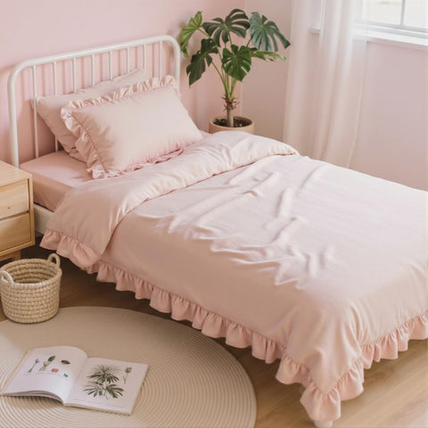 Anluoer twin comforter set with flower-ruffle design adds bohemian charm and cozy warmth.