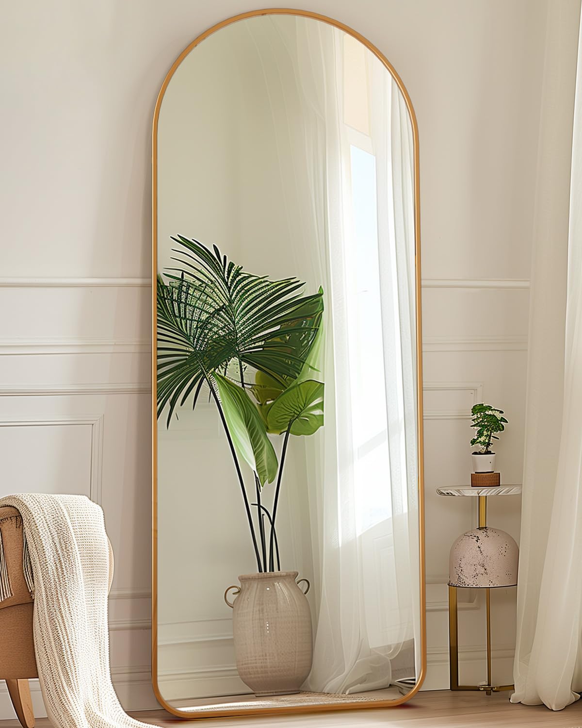 Antok packaging protects mirror during delivery ensuring pristine condition