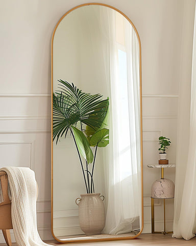 Antok packaging protects mirror during delivery ensuring pristine condition