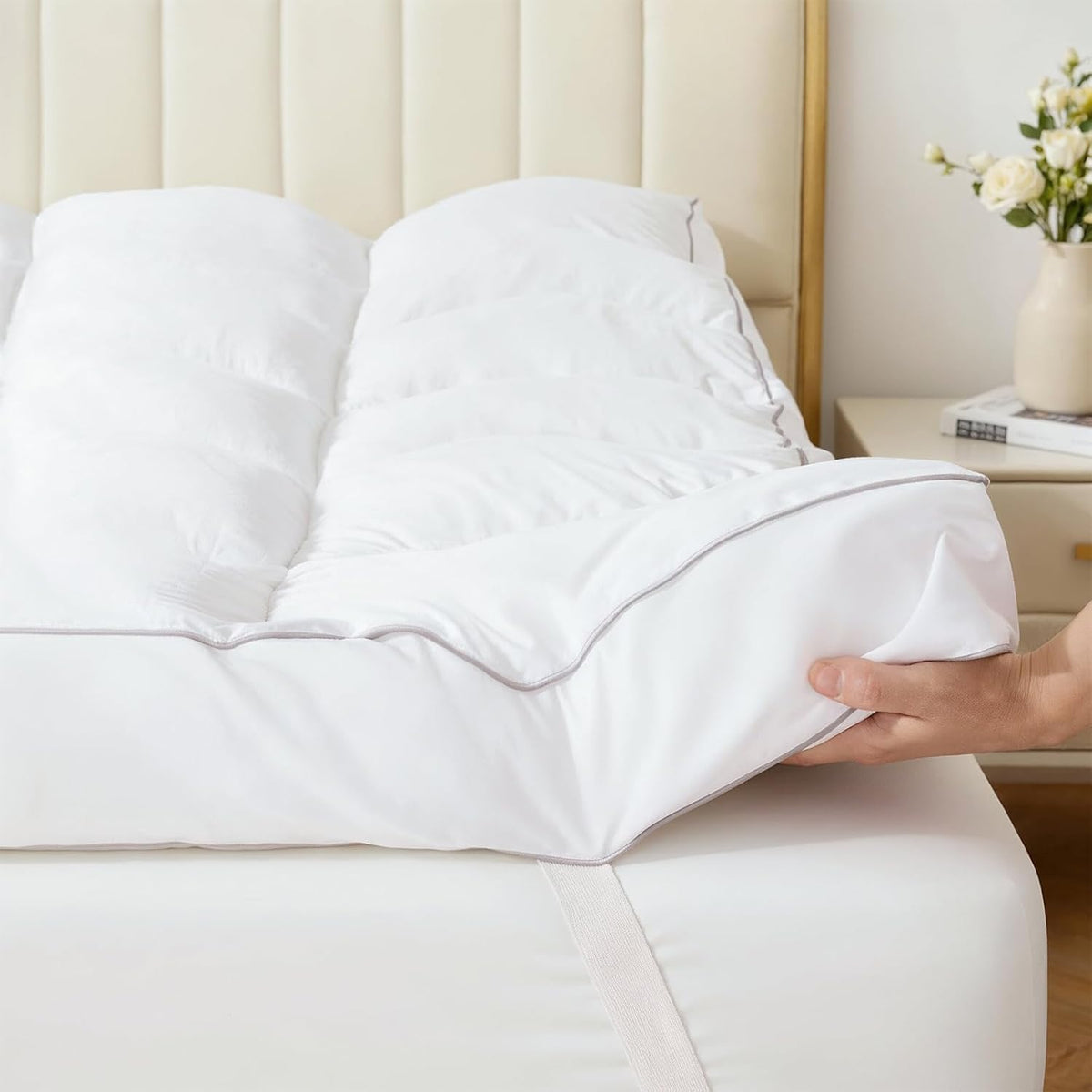 Anuwaa Memory Foam Mattress Topper with cooling cotton cover for cooler nights