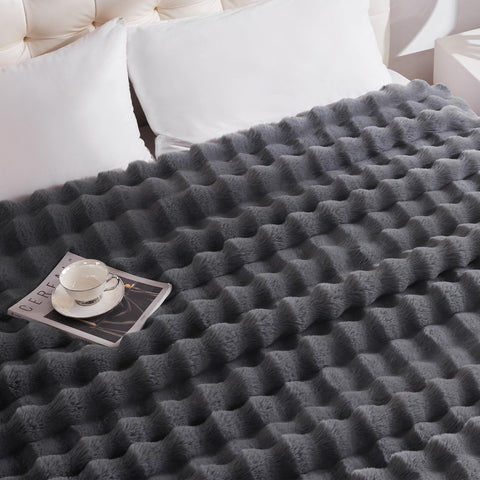 Anysay 50x60-inch heated blanket bubble fur covers a generous area.