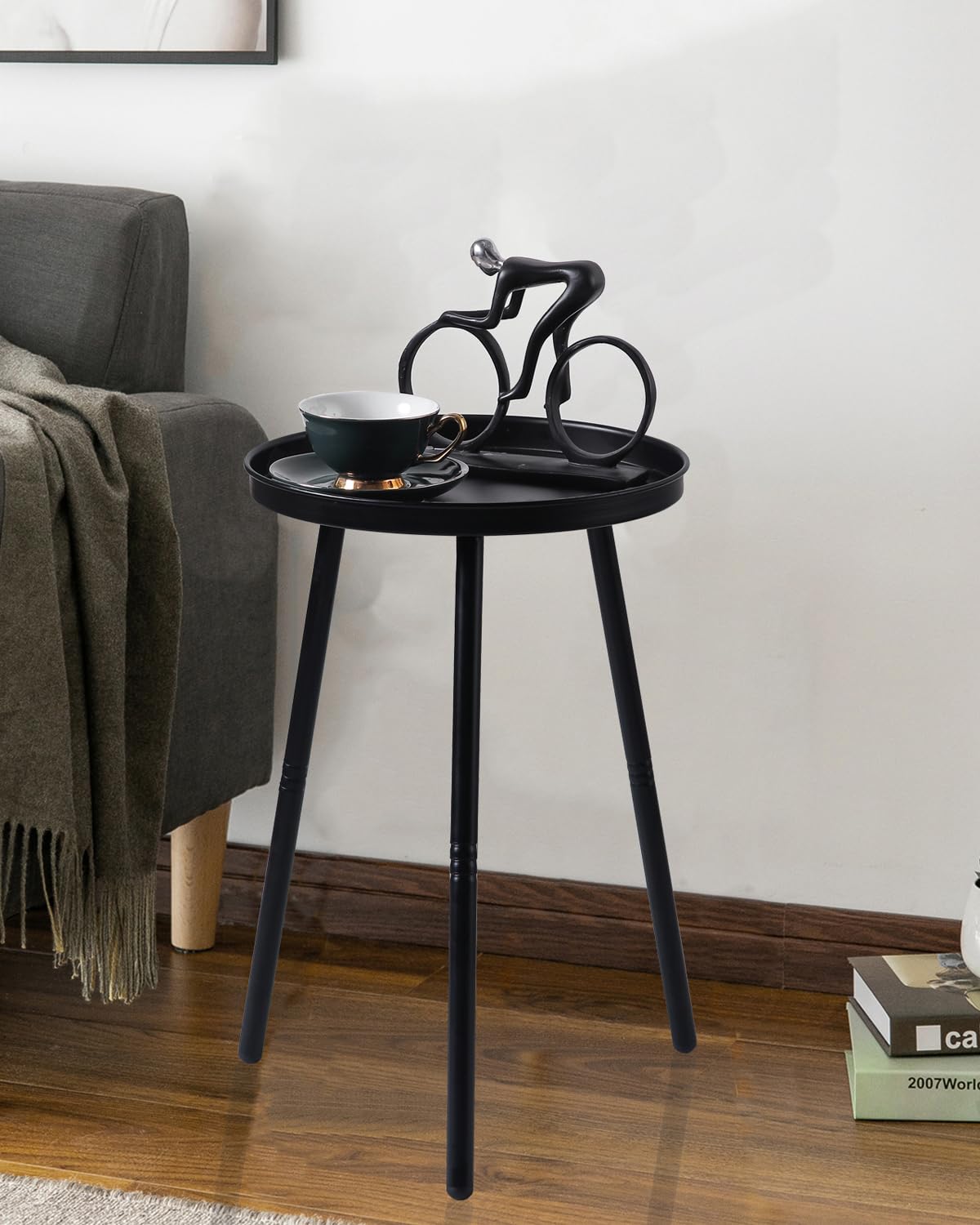 AOJEZOR living room end table, round and slim for cozy corners.