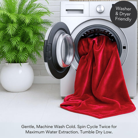 ARDORI machine-washable care shot demonstrates easy cleaning