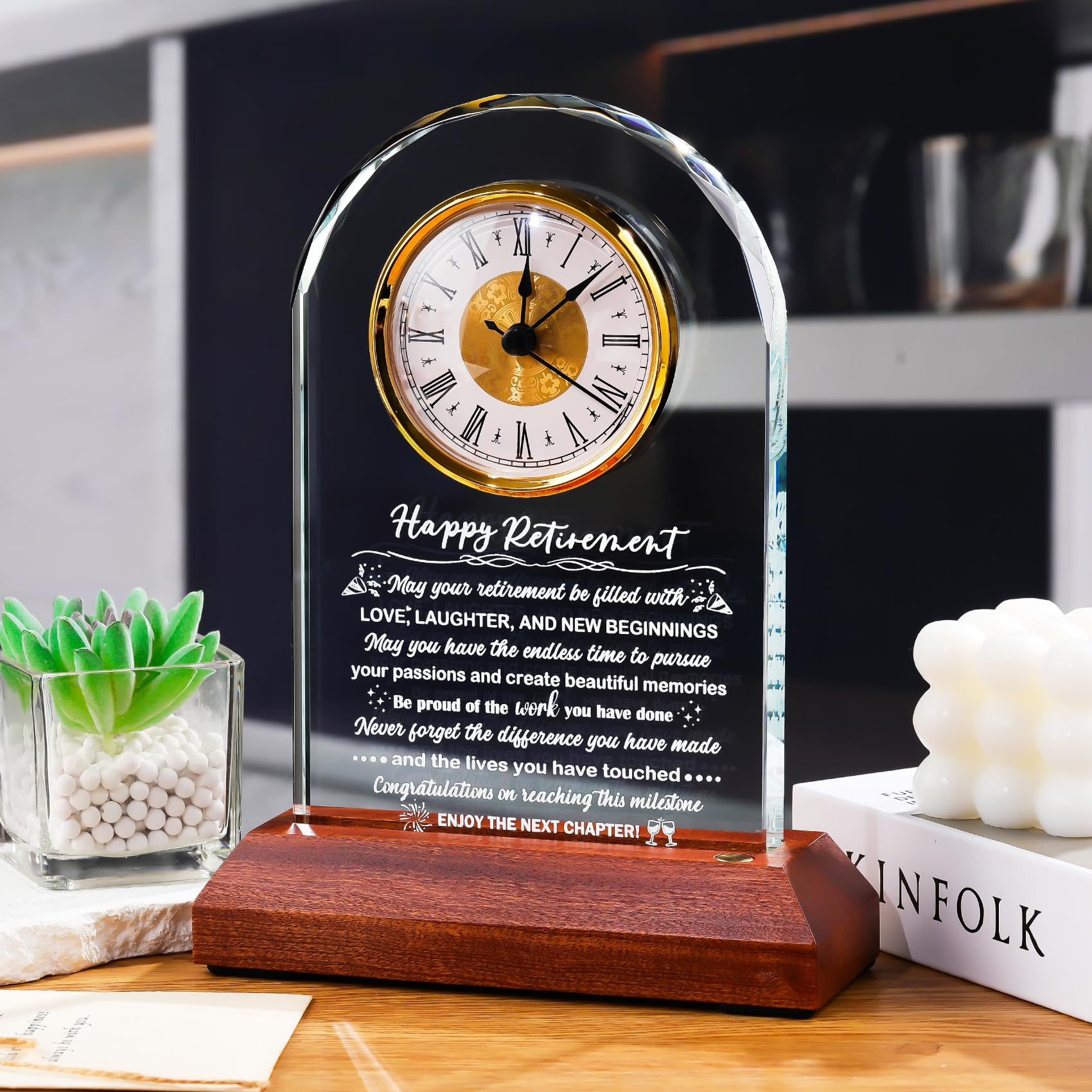 Arikyrist retirement clock in gift box, ready for gifting.