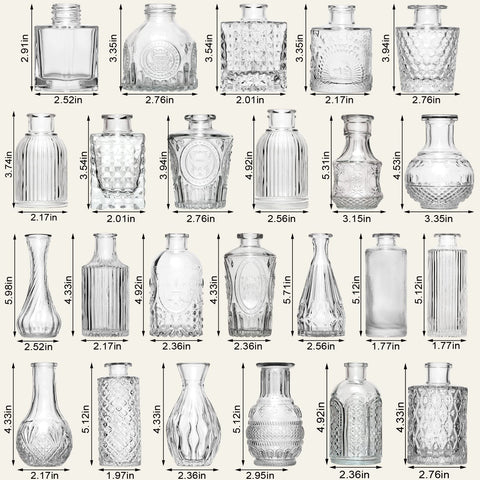 Arme hand-blown borosilicate vase with smooth surface for vintage tables.