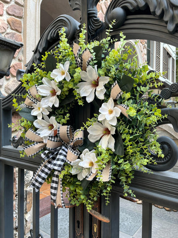 ARTINCRAFIO buffalo plaid bow adds rustic elegance to entrances.
