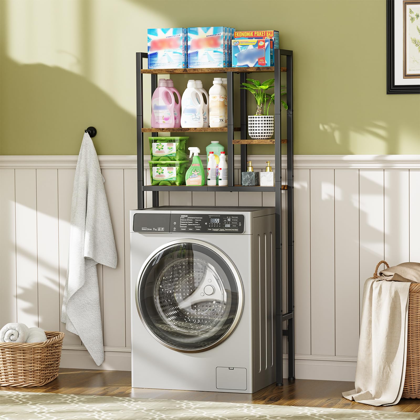 Asgolion staggered shelf design for easy sorting of towels and toiletries