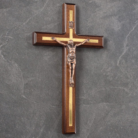 Asterom wooden rosary included enhances meditative prayer and reflection.