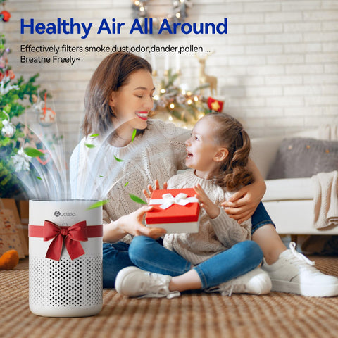 Aucleia compact purifier placed on a bedside table