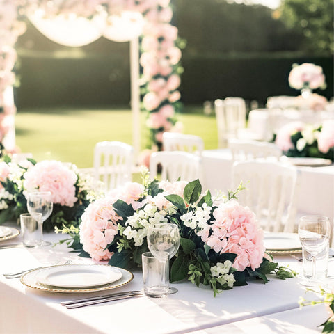 Auihiay hydrangea decor for baby showers with soft pink tones.
