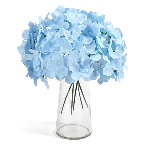 Auihiay blue hydrangea centerpiece setup for an elegant table