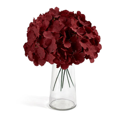 Auihiay wedding centerpiece idea—romantic burgundy focal point for venue decor.