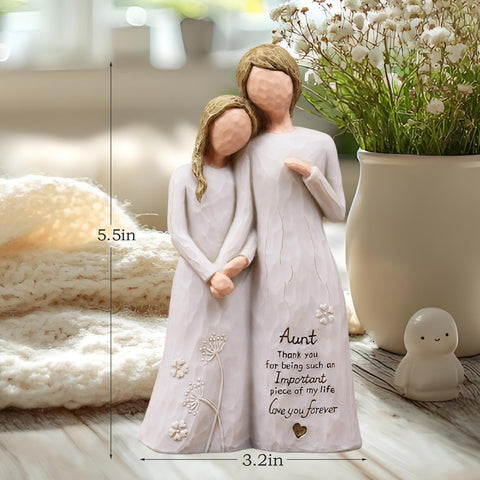 AUMELO Engraved Aunt Gift Figurine, gift-ready presentation for birthdays and holidays.