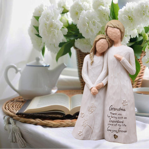 AUMELO ready-to-gift grandma figurine for easy gifting on special occasions