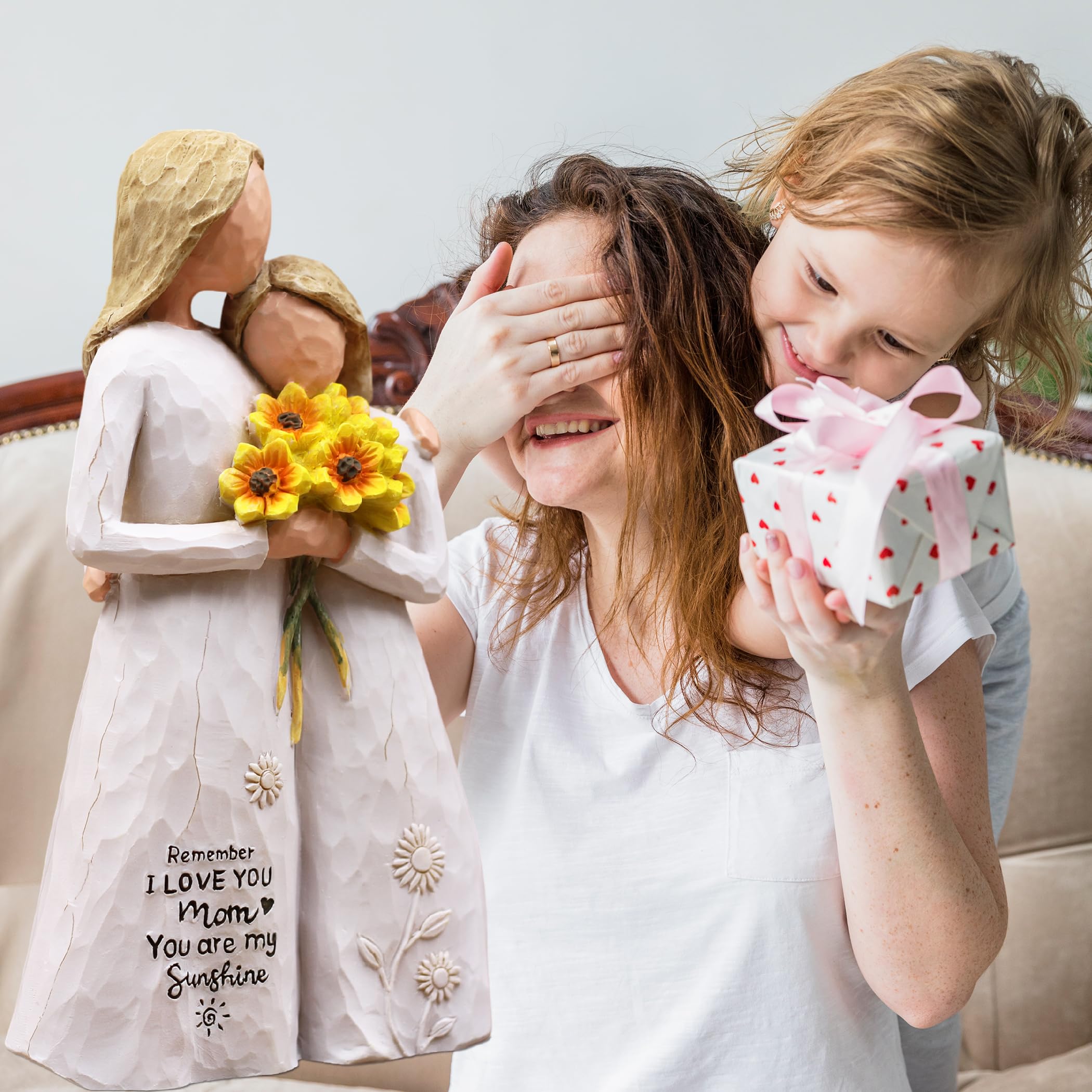 AUMELO resin keepsake celebrates the maternal bond with durable finish