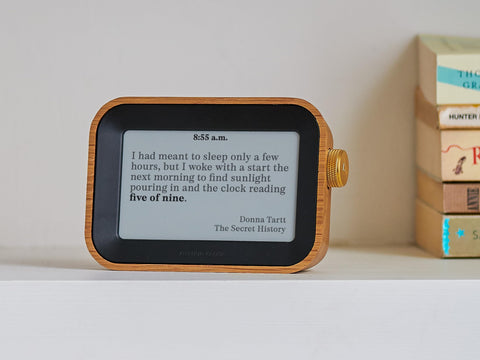 Author Clock gift-packaging makes a thoughtful present for readers and bibliophiles.