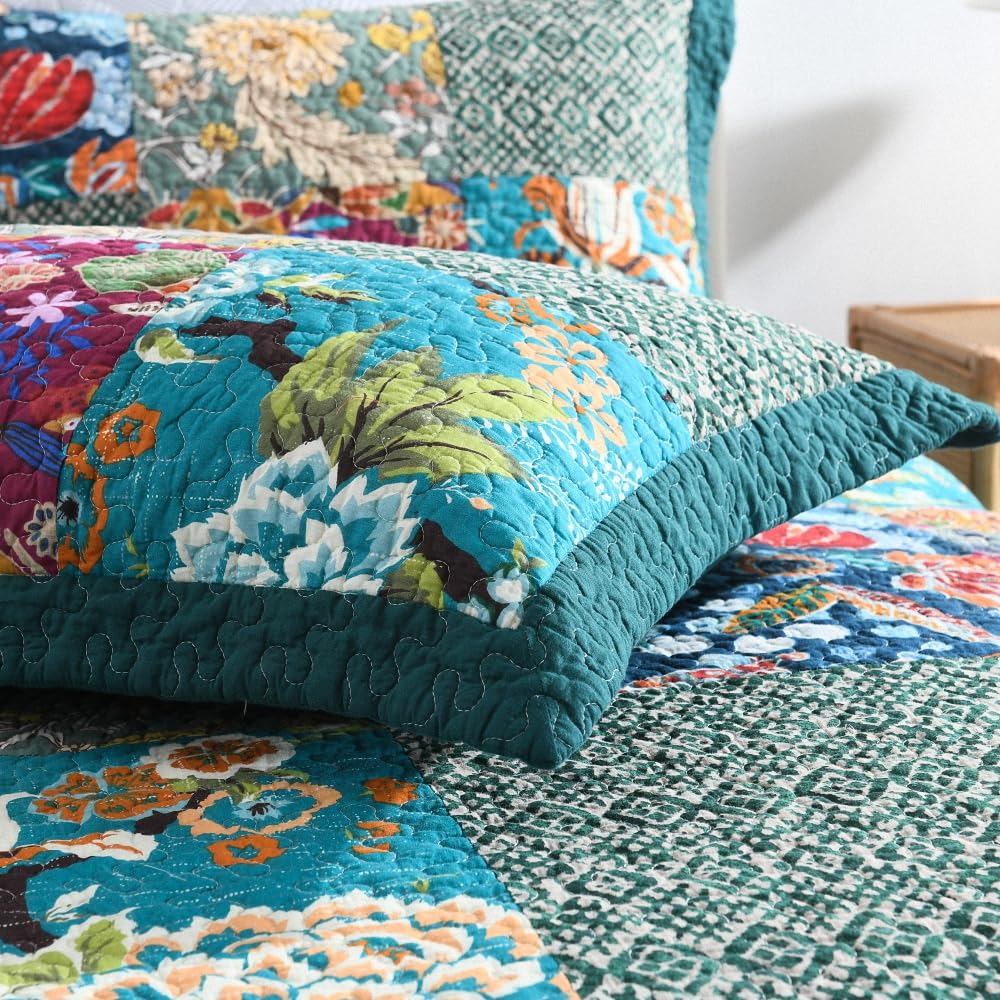 Autumn Dream vintage floral patchwork pattern on navy