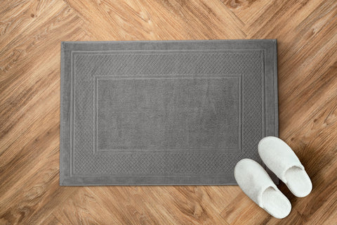 Avalon Towels grey bath mat 22x34 keeps feet dry after showers