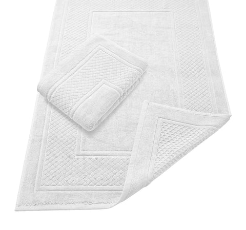 Avalon Towels White Bath Mat closeup weave, plush texture with quick-dry performance