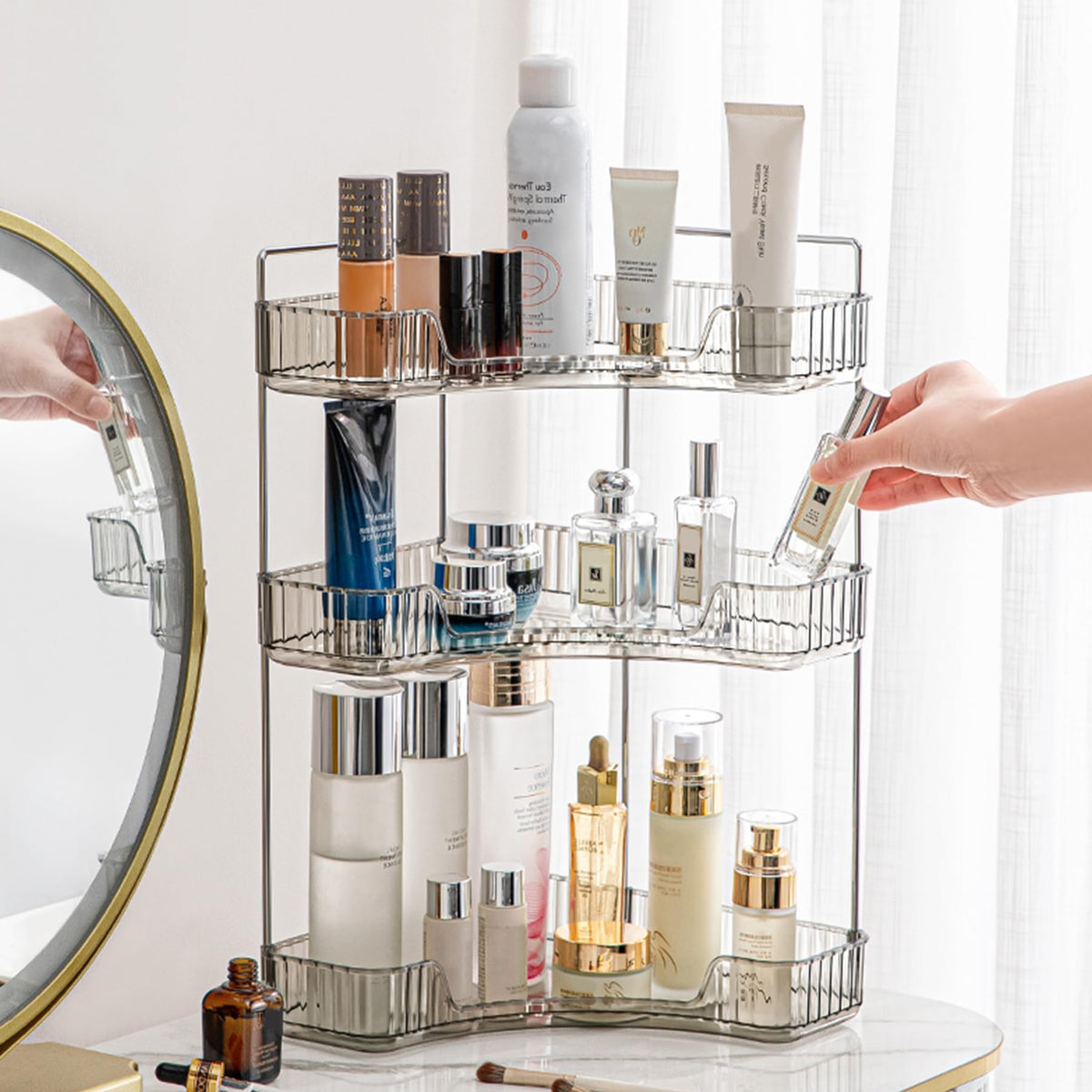 Aveniee corner 3-tier organizer in gray for vanity storage
