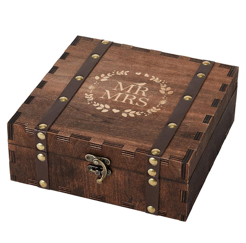 AW BRIDAL Mr & Mrs keepsake box with outer lid engraving for lasting memories.