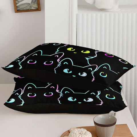 Axolotl queen fitted sheet delivering softness for growing beds.