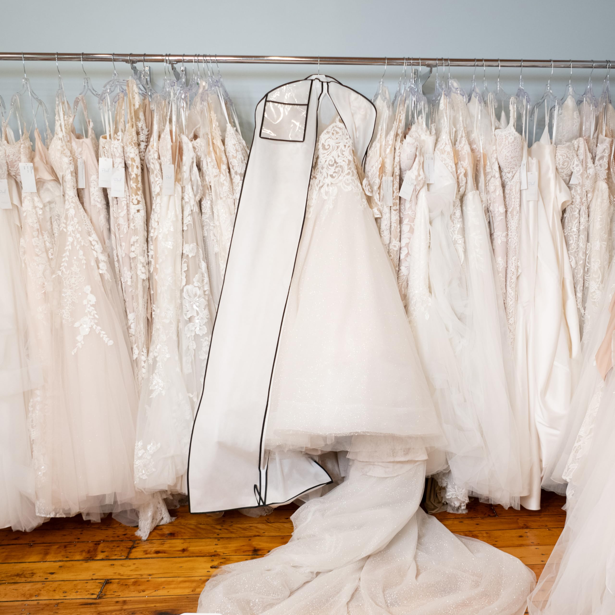 Azure Aster Bridal black binding; sleek edges prevent wear and add a refined touch.