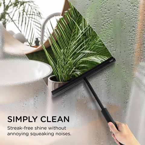 Badiona long-handle design offers comfortable grip during cleaning.