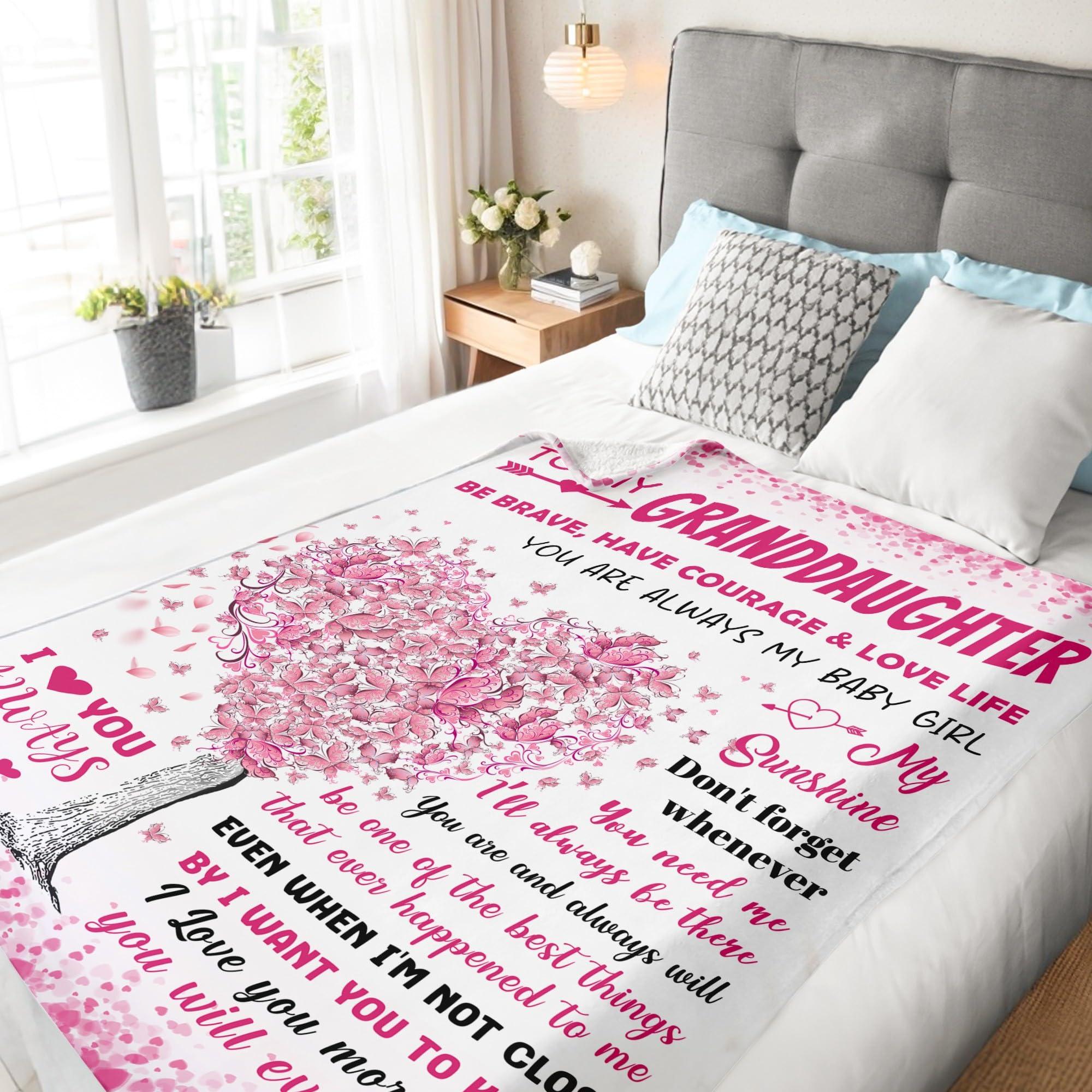 BAOERN Granddaughter blanket pink on sofa for movie night comfort