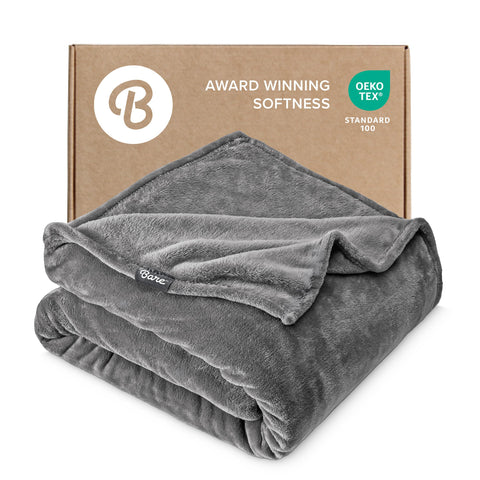 Bare Home fleece blanket king-size front view in dusk grey for cozy warmth.