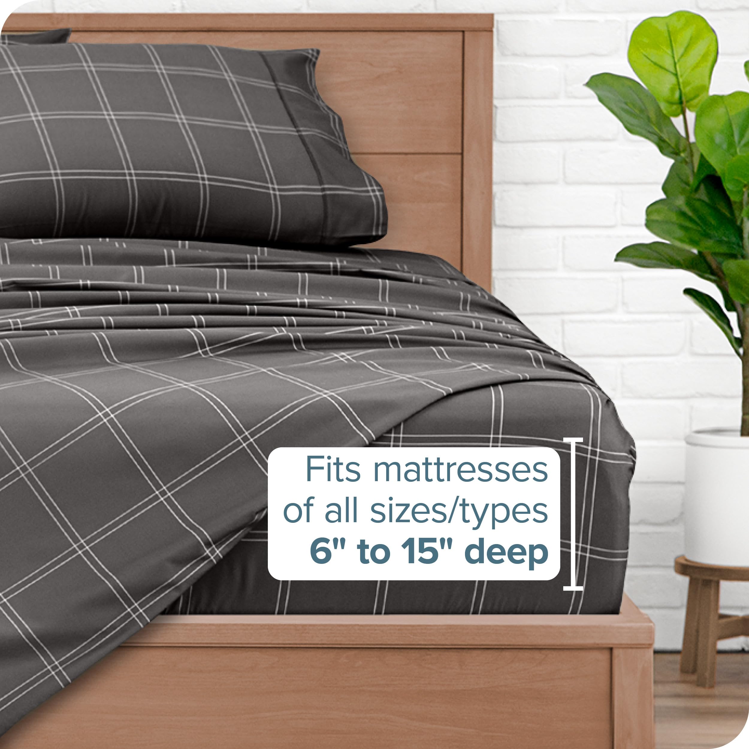 Bare Home fitted sheet 60x80 with 15 inch pocket staying snug.