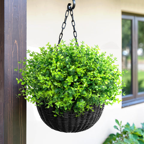 Bassion stems with iron wire for easy shaping in arrangements.