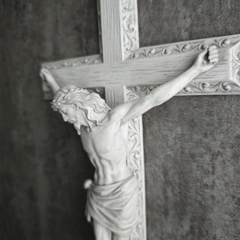 BC BUILDCLASSIC Jesus figure detail highlighting bowed head and outstretched hands