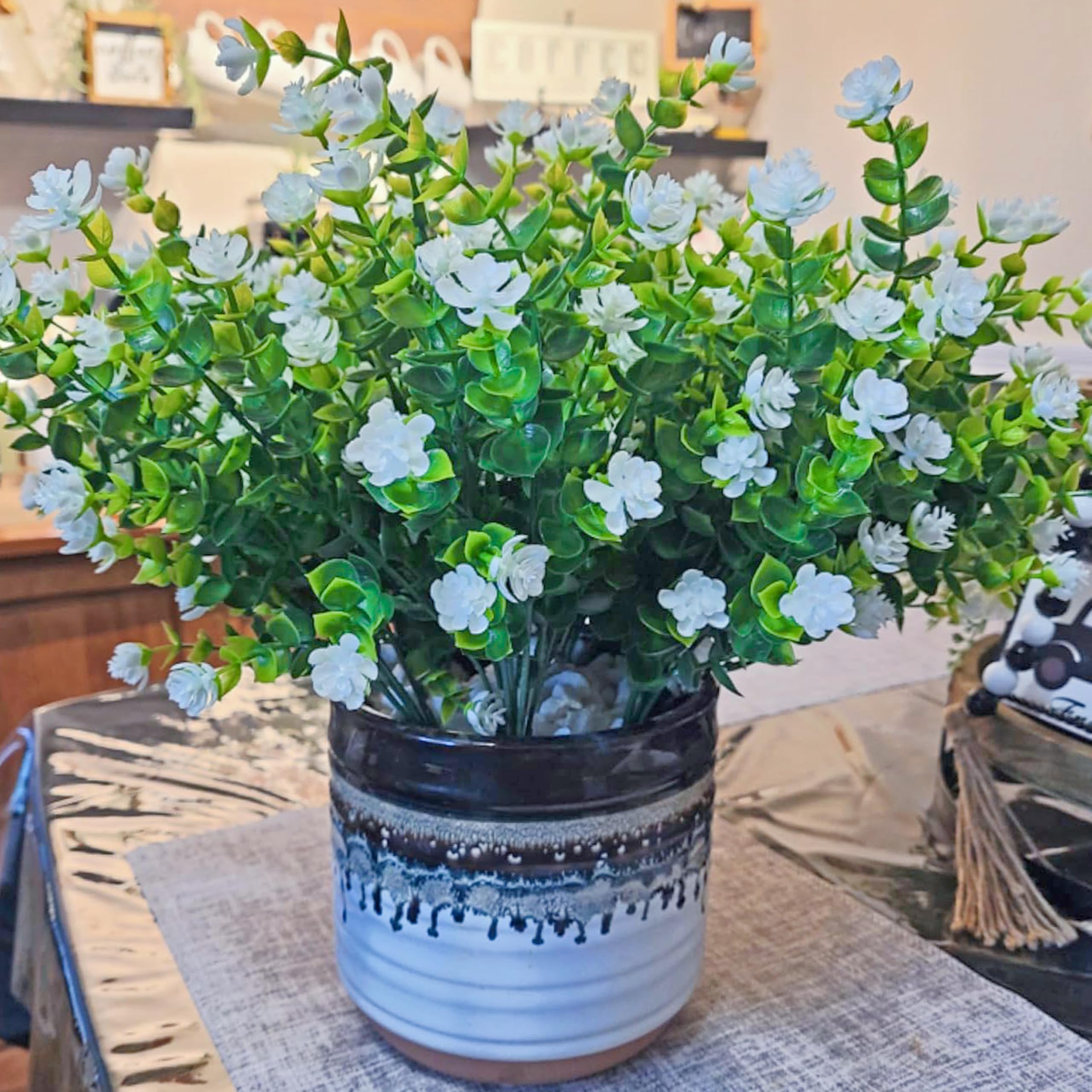 BCBLF maintenance-free flowers stay vibrant without watering or pruning
