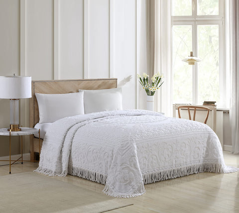 Beatrice Home Fashions bedspread fringe hem provides an elegant finishing touch.