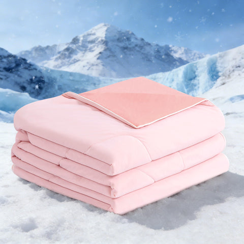 BEAUTEX cooling comforter queen-size on bed, front view, showcasing double-sided cooling fabric.