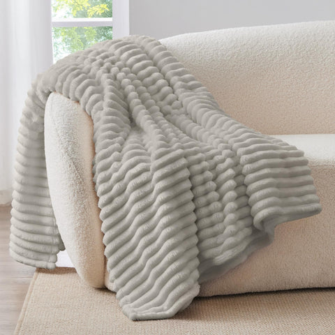 BEDELITE all-seasons warmth blanket suitable for year-round comfort.