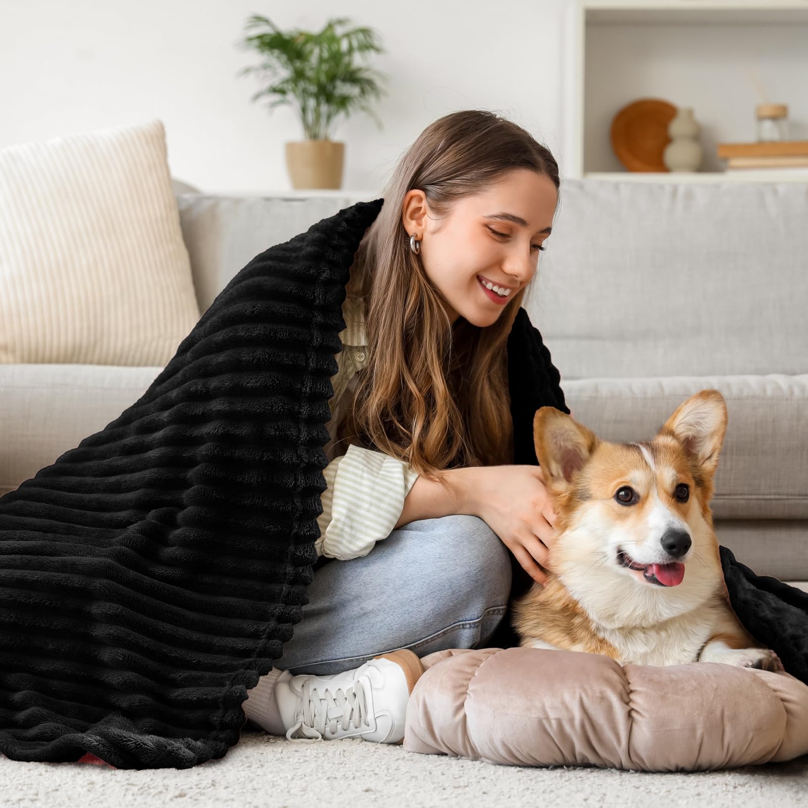 BEDELITE all-season warmth ideal for fall evenings and spring lounging