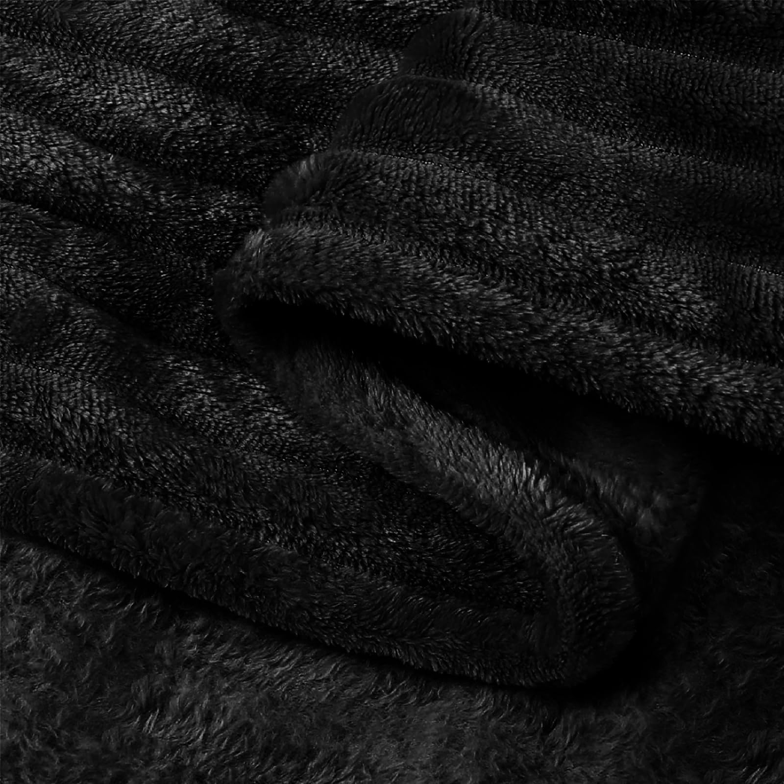 BEDELITE easy-care stitching supports machine washing without color fading