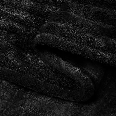 BEDELITE easy-care stitching supports machine washing without color fading
