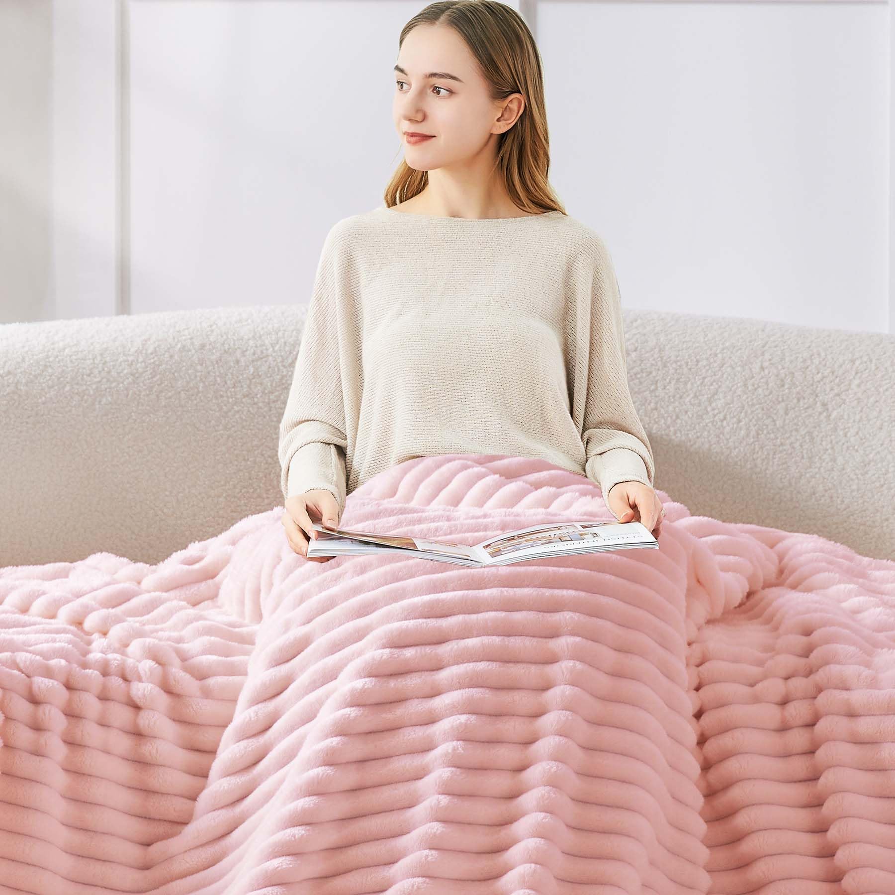BEDELITE blanket on a couch enhances decorative cozy vibes