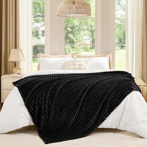 BEDELITE soft fibers and durable seams indicate long-lasting daily use