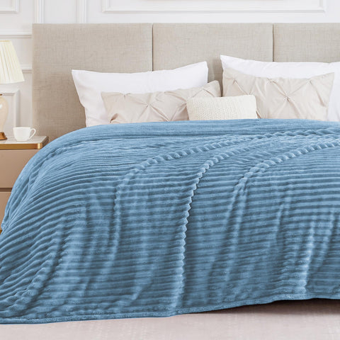 BEDELITE blanket striped closeup showing plush warmth and style