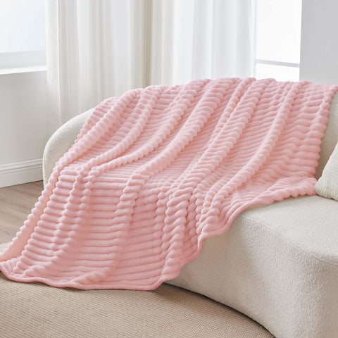 BEDELITE blanket with neat stitches demonstrates durability and care
